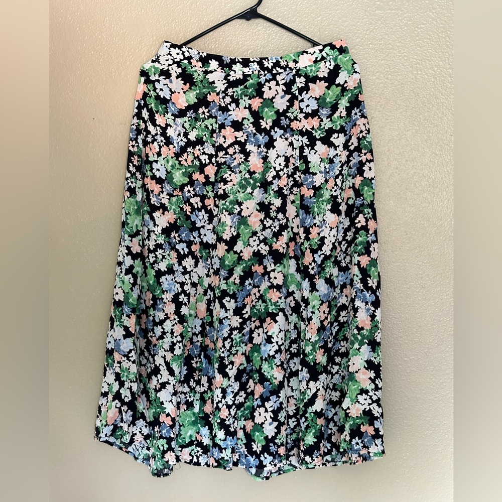 H&M floral skirt